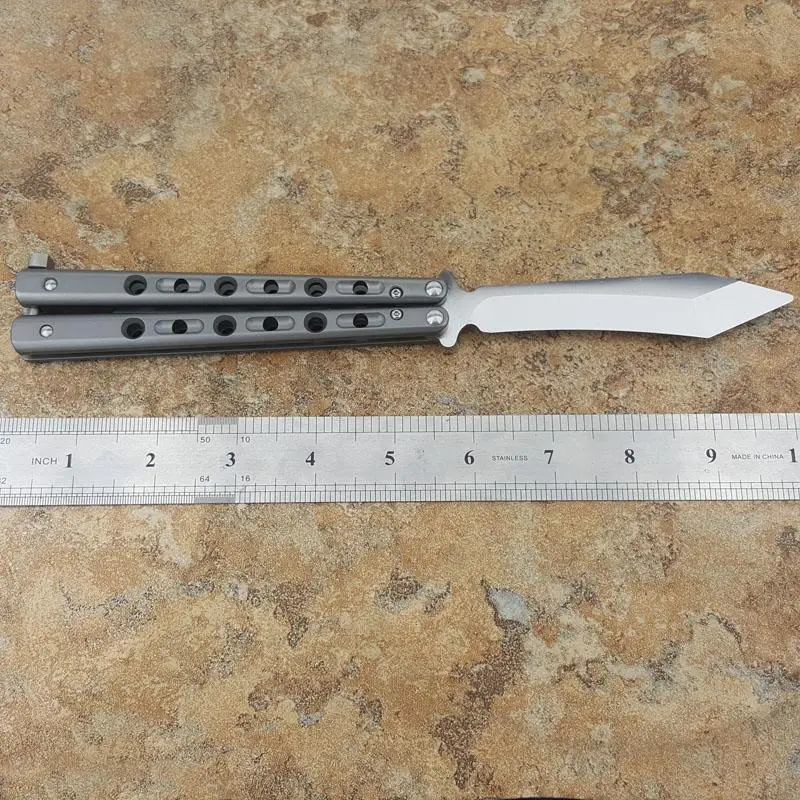 Butterfly Trainer Knife BM67 D2 Blade Titanium Handle Jilt Knife Not Sharp Camping Hunting Edc Folding Pocket Knife
Butterfly Trainer Knife BM67 D2 Blade Titanium Handle Jilt Knife Not Sharp Camping Hunting Edc Folding Pocket Knife