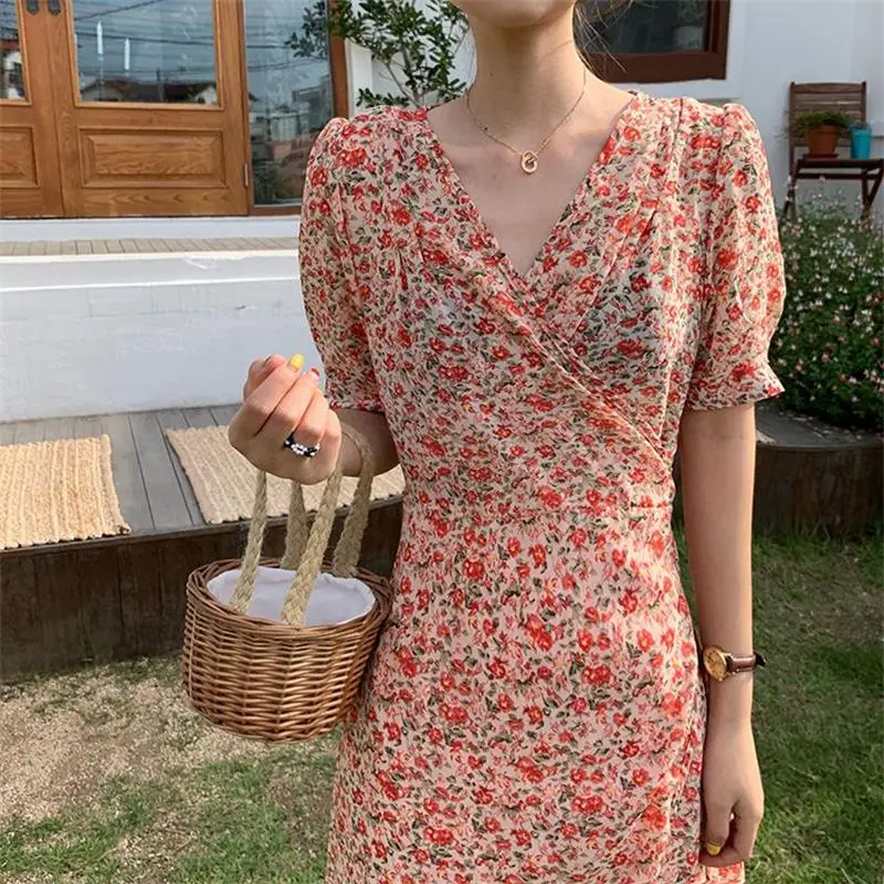 Summer Floral V-neck Slim Print Dress Women's Lovely Dresses Chic Ins Kawaii Female Sweet Harajuku Punk Clothing For Women
Summer Floral V-neck Slim Print Dress Women's Lovely Dresses Chic Ins Kawaii Female Sweet Harajuku Punk Clothing For Women