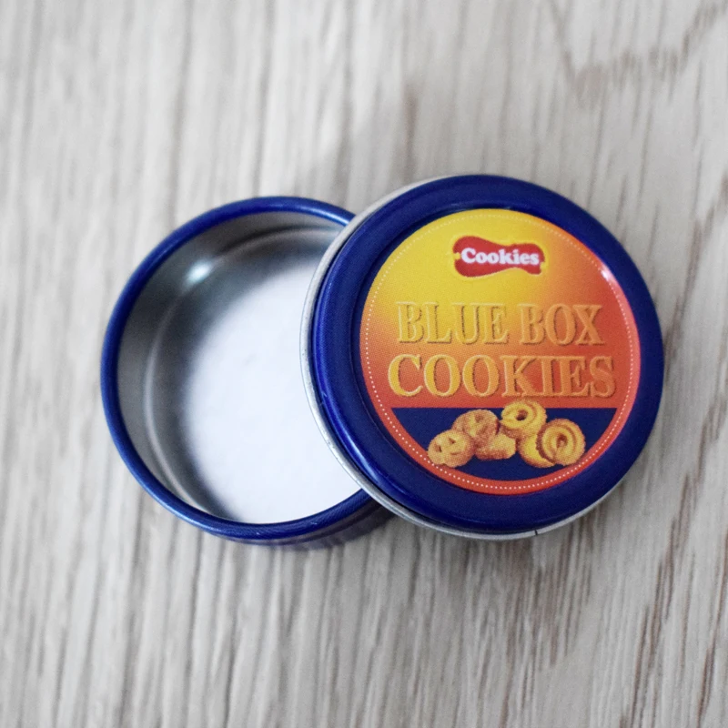 2PCS 1/6 Scale Miniature Dollhouse Blue Cookies Boxes Metal Biscuit Doll Food for Barbies Blyth Kitchen Accessories Toy
2PCS 1/6 Scale Miniature Dollhouse Blue Cookies Boxes Metal Biscuit Doll Food for Barbies Blyth Kitchen Accessories Toy