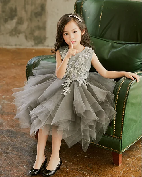 2018 Hot Children Lace Appliques Super Beauty Dress Girls Irregular dress Princess Party Dress Baby Sleeveless Gauze Dress
2018 Hot Children Lace Appliques Super Beauty Dress Girls Irregular dress Princess Party Dress Baby Sleeveless Gauze Dress