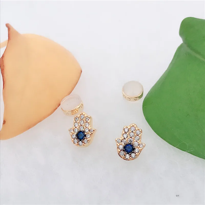 ZEF 925 Sterling Silver Stud Earrings, High-end Lucky Hand Earrings, Trendy Mesh Earrings, Glamour ladies jewelry.
ZEF 925 Sterling Silver Stud Earrings, High-end Lucky Hand Earrings, Trendy Mesh Earrings, Glamour ladies jewelry.