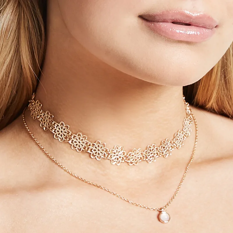 Fashion Hollow Out Flower Choker Necklace for Women Collar Chain Opal Pendant Necklace Bohemian Party Jewelry Christmas Gift
Fashion Hollow Out Flower Choker Necklace for Women Collar Chain Opal Pendant Necklace Bohemian Party Jewelry Christmas Gift