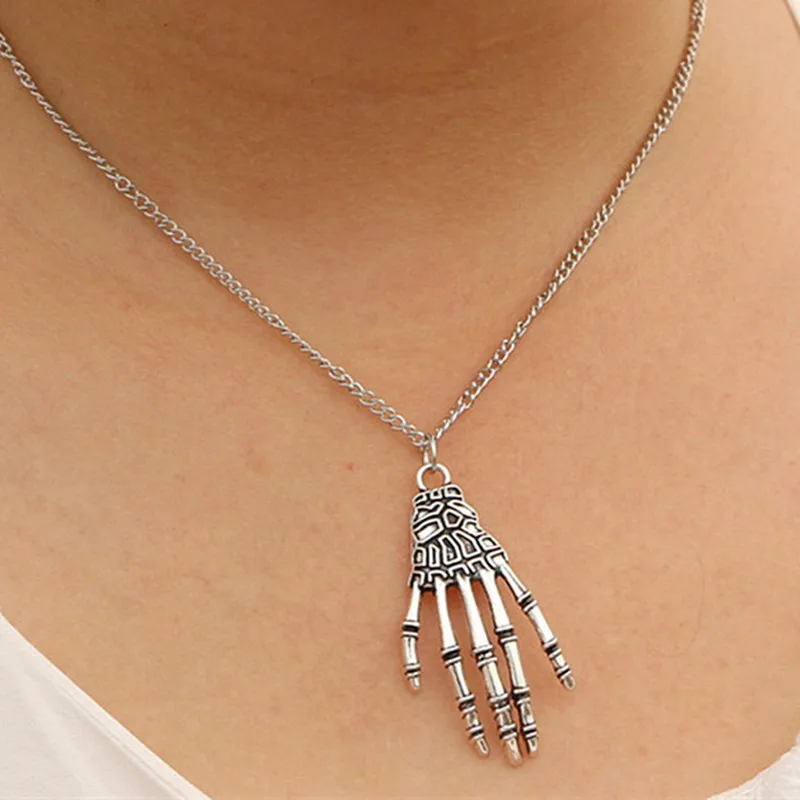 NK935 Punk Pendant Necklace For Men Women Skeleton Hand Claw Bone Necklaces Fashion Jewelry Chain Collare Steampunk Colar
NK935 Punk Pendant Necklace For Men Women Skeleton Hand Claw Bone Necklaces Fashion Jewelry Chain Collare Steampunk Colar