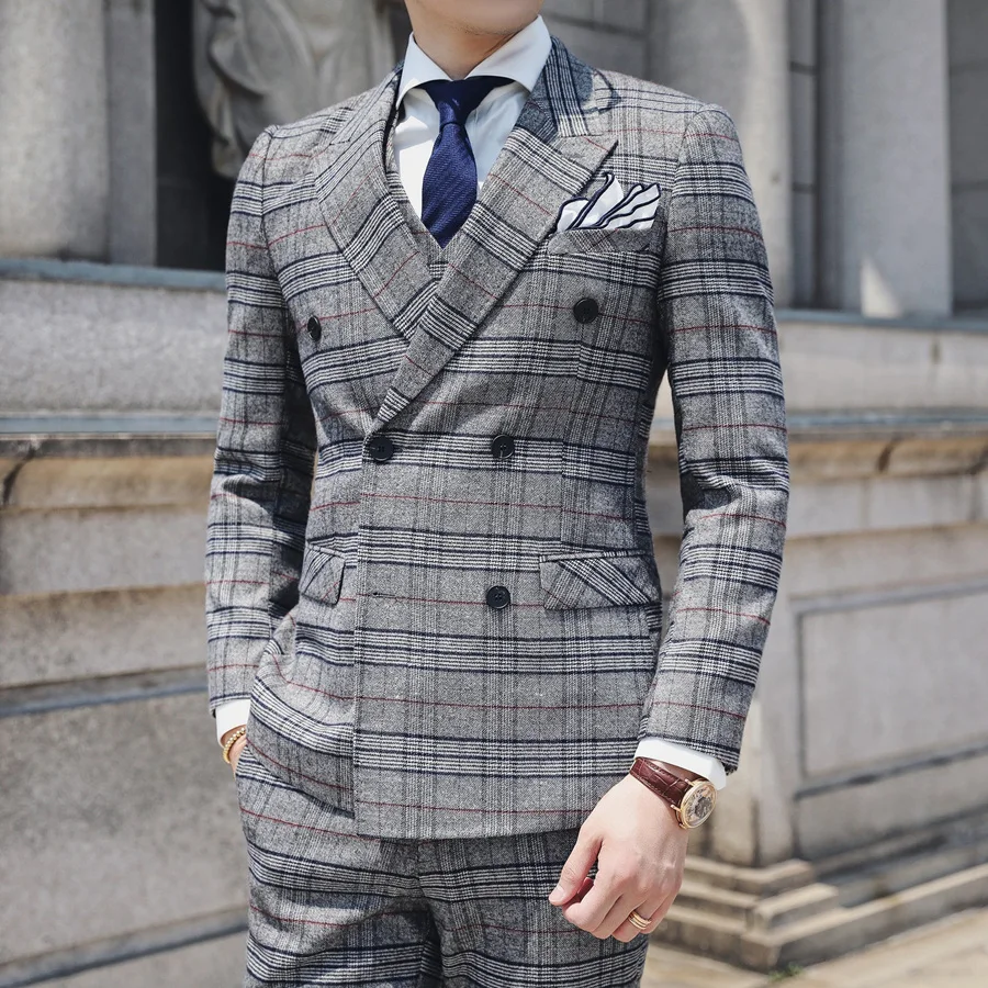 Slim Fit Mens Grey Double Breasted Suits 2019 New Plaid Wedding Suits For Men One Split Casual Suit Man Club Party Dress Q670
Slim Fit Mens Grey Double Breasted Suits 2019 New Plaid Wedding Suits For Men One Split Casual Suit Man Club Party Dress Q670