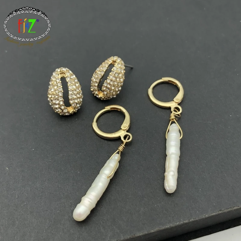 F.J4Z New Seashell Earrings Vintage Sparkling Rhinestone Shell Irregular Nature Pearl Dangle Earrings for Women Brincos Bijoux
F.J4Z New Seashell Earrings Vintage Sparkling Rhinestone Shell Irregular Nature Pearl Dangle Earrings for Women Brincos Bijoux
