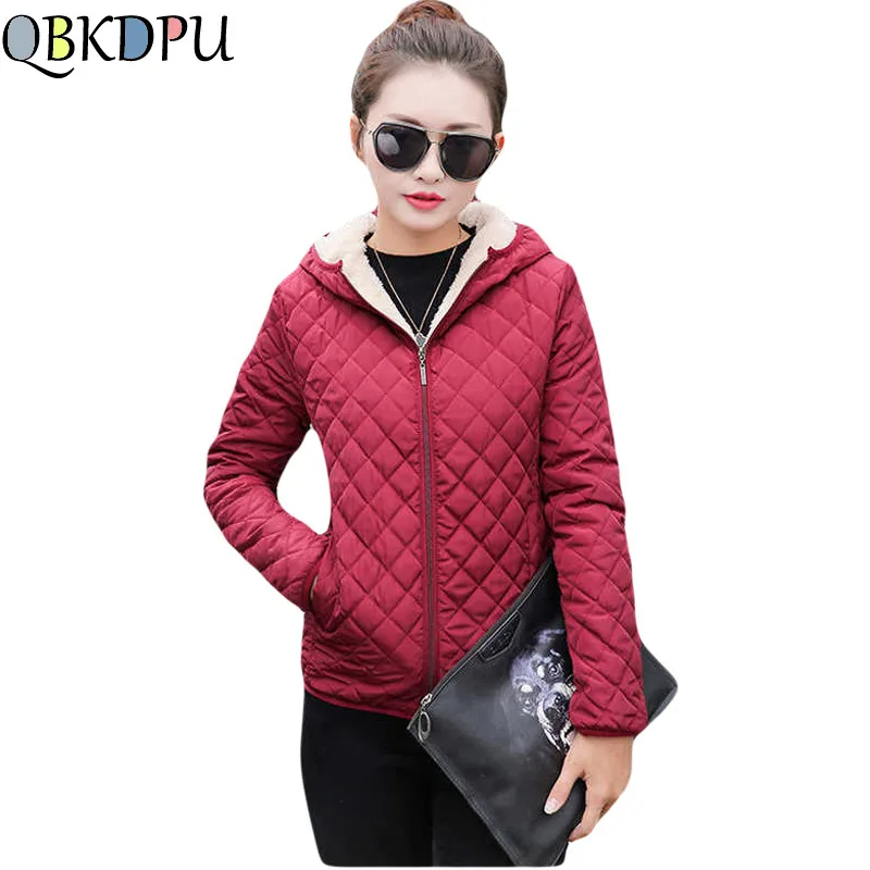 Mom's Autumn New Parkas basic jackets Female Women Winter plus velvet lamb hooded Coats Cotton Winter Jacket Womens Outwear coat
Mom's Autumn New Parkas basic jackets Female Women Winter plus velvet lamb hooded Coats Cotton Winter Jacket Womens Outwear coat