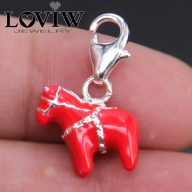 3D Red Dala Horse Charm with clasp Sterling Silver Jewellery Fit Necklace Bracelets Bag thomas sabor Charm gift For Women girls 
3D Red Dala Horse Charm with clasp Sterling Silver Jewellery Fit Necklace Bracelets Bag thomas sabor Charm gift For Women girls