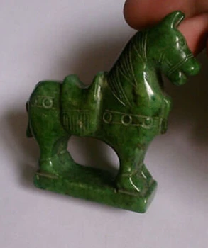Jade horse statue, sculpture handmade Xiuyu
Jade horse statue, sculpture handmade Xiuyu