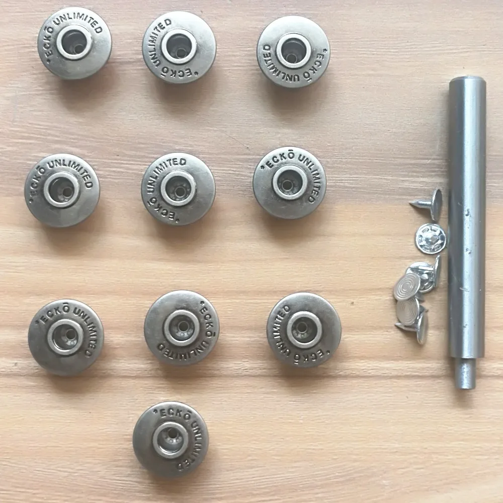 Setting tool With 10pcs Denim Hollow Jeans Buttons 20mm Rotating type brass based with Nail studs
Setting tool With 10pcs Denim Hollow Jeans Buttons 20mm Rotating type brass based with Nail studs