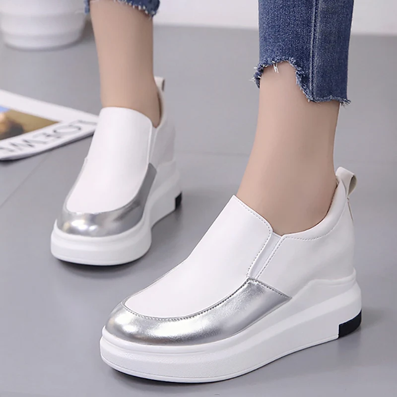 Fashion Women Sneakers Casual Shoes Woman Spring Autumn Loafers Trainers Flats Ladies Creepers Elevator Tenis Feminino
Fashion Women Sneakers Casual Shoes Woman Spring Autumn Loafers Trainers Flats Ladies Creepers Elevator Tenis Feminino
