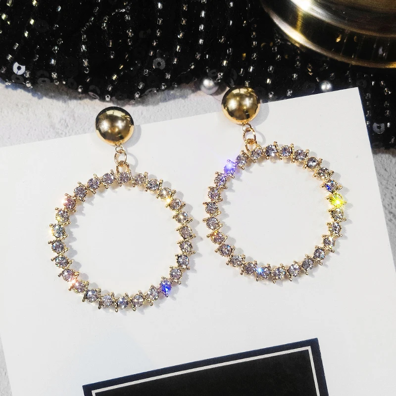 Classic Crystal Round Women Dangle Earrings Individual Round Long Drop Earrings Bohemian Earings Fashion Jewelry
Classic Crystal Round Women Dangle Earrings Individual Round Long Drop Earrings Bohemian Earings Fashion Jewelry
