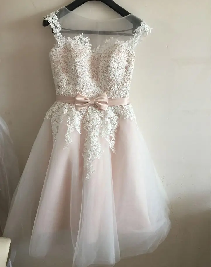 Vintage 1950's Style Cap Sleeves Tea Length Saudi Short Wedding Dress Champagne Lace See-through Back Bride Gowns (3)