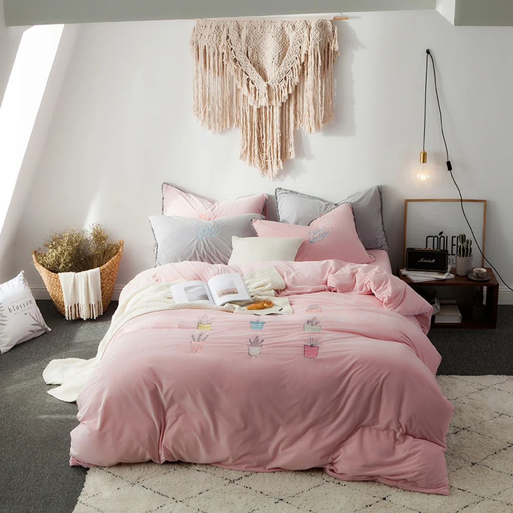 2018 Cactus Bonsai Light Pink Bedlinens Microfiber Applique Polyester Duvet Cover Set Flat or Fitted Sheet Pillowcases
2018 Cactus Bonsai Light Pink Bedlinens Microfiber Applique Polyester Duvet Cover Set Flat or Fitted Sheet Pillowcases