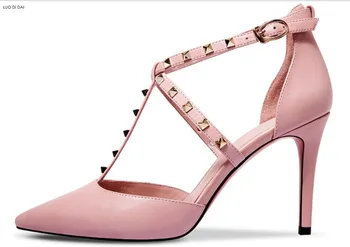2019 New fashion women pink pumps thin heel party shoes spike stud pumps point toe rivets stud high heels dress shoes
2019 New fashion women pink pumps thin heel party shoes spike stud pumps point toe rivets stud high heels dress shoes