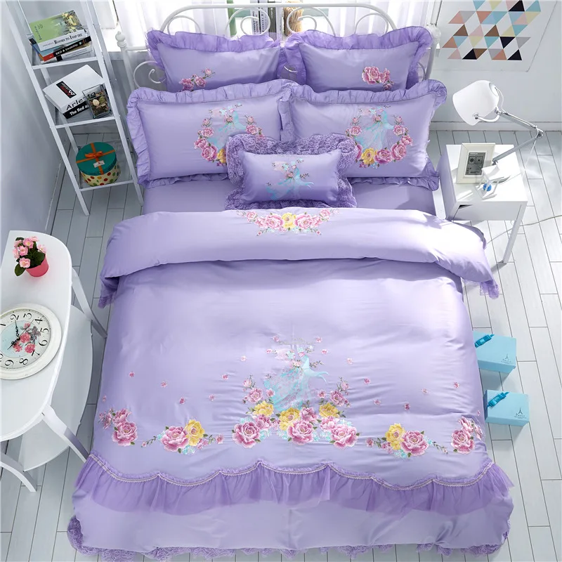 4/6pcs High quality Egypt Cotton Pastoral Bedding set Embroidered Duvet Cover set bed Sheet pillowcases Queen King Size
4/6pcs High quality Egypt Cotton Pastoral Bedding set Embroidered Duvet Cover set bed Sheet pillowcases Queen King Size