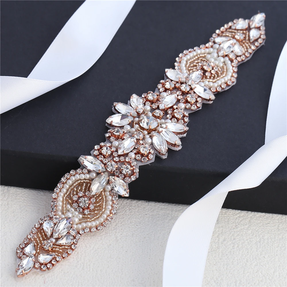 XINFANGXIU Factory price wedding elegant rhinestone appliques bridal dress crystal diamante appliques patchs sewing on iron on
XINFANGXIU Factory price wedding elegant rhinestone appliques bridal dress crystal diamante appliques patchs sewing on iron on