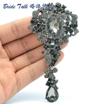 Beautiful Crystal Brooches Black Rhinestone Crystal Flower Bouquet Drop Pendant Brooch Broach Pin 8806177
Beautiful Crystal Brooches Black Rhinestone Crystal Flower Bouquet Drop Pendant Brooch Broach Pin 8806177