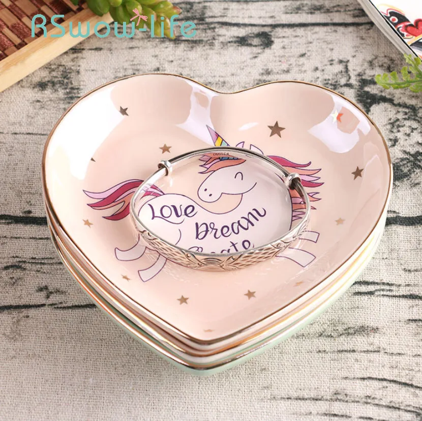 Colorful Unicorn Ceramic Love Heart Jewelry Dish Jewelry Tray Desktop Storage Tray Display Dessert Plate For Tableware
Colorful Unicorn Ceramic Love Heart Jewelry Dish Jewelry Tray Desktop Storage Tray Display Dessert Plate For Tableware