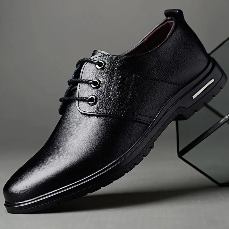 Men's Leather Shoes Fashion, Leisure Business Wear-resistant and Air-permeable Formal Dress Korean Version Baitao Fashion Korean
Men's Leather Shoes Fashion, Leisure Business Wear-resistant and Air-permeable Formal Dress Korean Version Baitao Fashion Korean