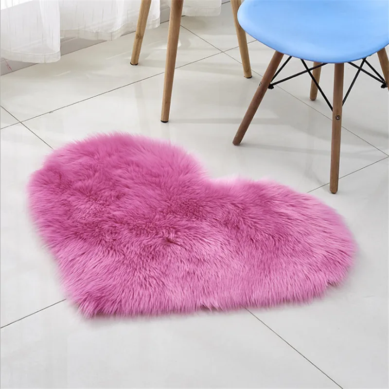 Creative Heart Shape Plush Anti-Slip Rug Home Bedside Decor carpet Floor Bathroom Rug Non Slip Living Room Bedroom Floor Mat
Creative Heart Shape Plush Anti-Slip Rug Home Bedside Decor carpet Floor Bathroom Rug Non Slip Living Room Bedroom Floor Mat