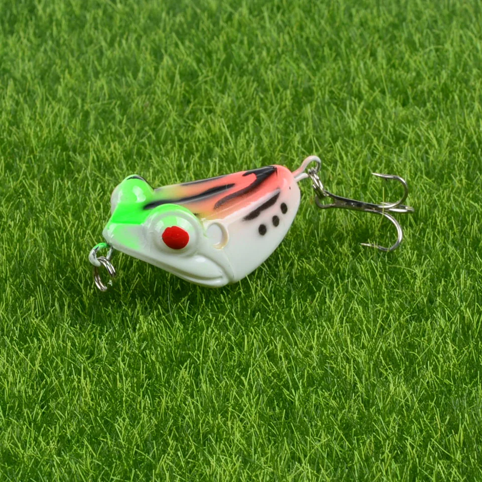 

New 4cm 9g Hard Plastic Frog Fishing Lure Topwater Crankbait Isca Artificial Bait Japan Pesca Lure