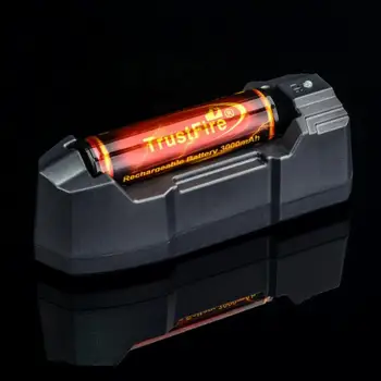 

TrustFire TR-010 Universal Mini Portable Single Li-ion Battery Charger + TrustFire 18650 3.7V 3000mAh Protected Battery with PCB