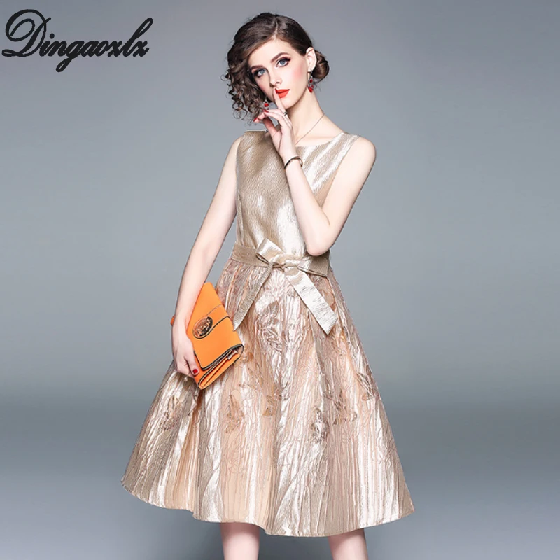Dingaozlz Sleeveless Jacquard dress Summer 2019 Women Vestidos New fashion Party dresses Bow tie Vintage dress
Dingaozlz Sleeveless Jacquard dress Summer 2019 Women Vestidos New fashion Party dresses Bow tie Vintage dress