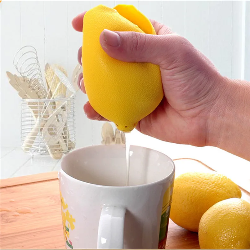1PC Random Manual Juicer Silicone Citrus Juicer Manual Convenient Fruit Press Squeezer Fruit Juicer exprimidor de limon D31
1PC Random Manual Juicer Silicone Citrus Juicer Manual Convenient Fruit Press Squeezer Fruit Juicer exprimidor de limon D31