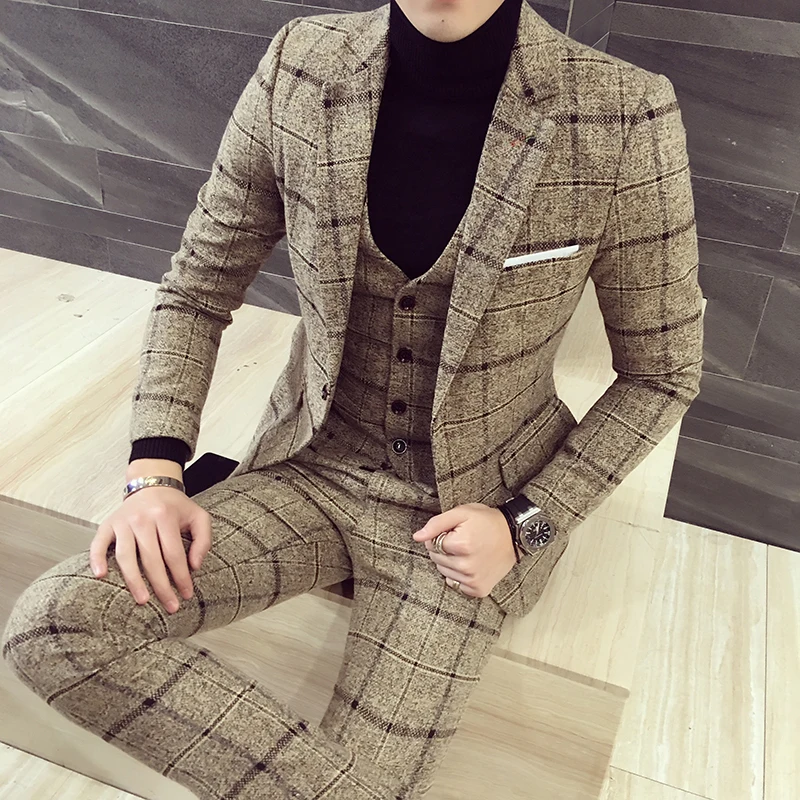 Plaid men's suit Wool-like fabric suits for men Autumn Winter Hot Quality Slim Fit men suits for Wedding groom suit plus size
Plaid men's suit Wool-like fabric suits for men Autumn Winter Hot Quality Slim Fit men suits for Wedding groom suit plus size