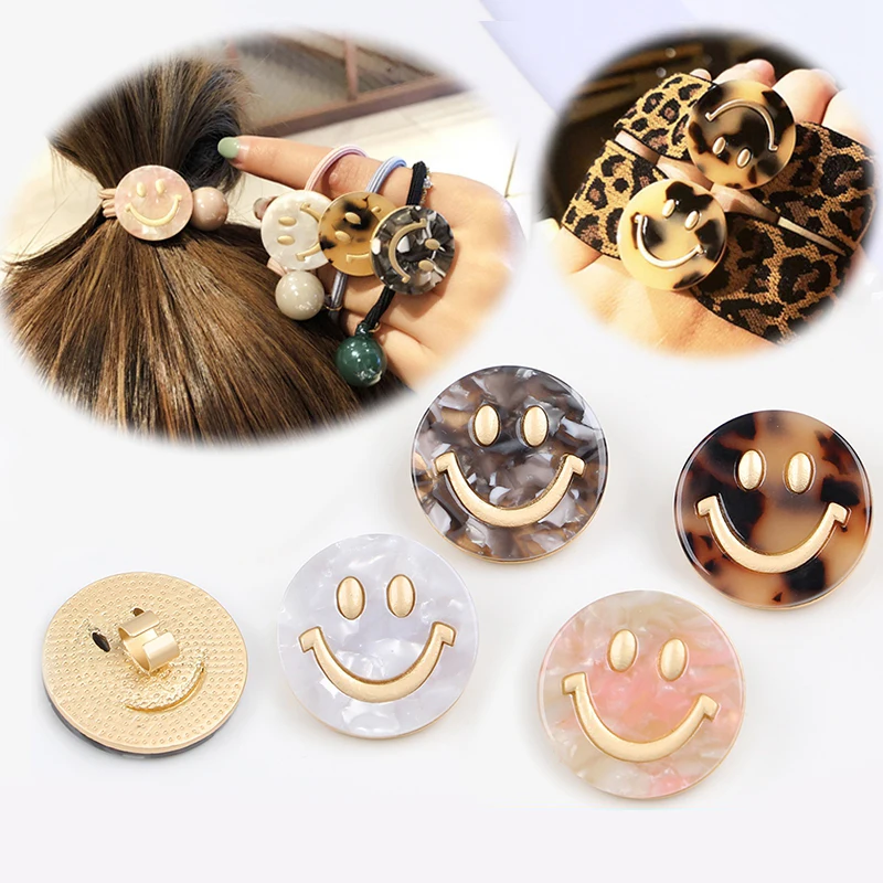 Korean Trend Fashion Alloy Smiley Face Marbled Pattern Golden Jewelry Button Head Rope Accessories Beads For Needlework
Korean Trend Fashion Alloy Smiley Face Marbled Pattern Golden Jewelry Button Head Rope Accessories Beads For Needlework