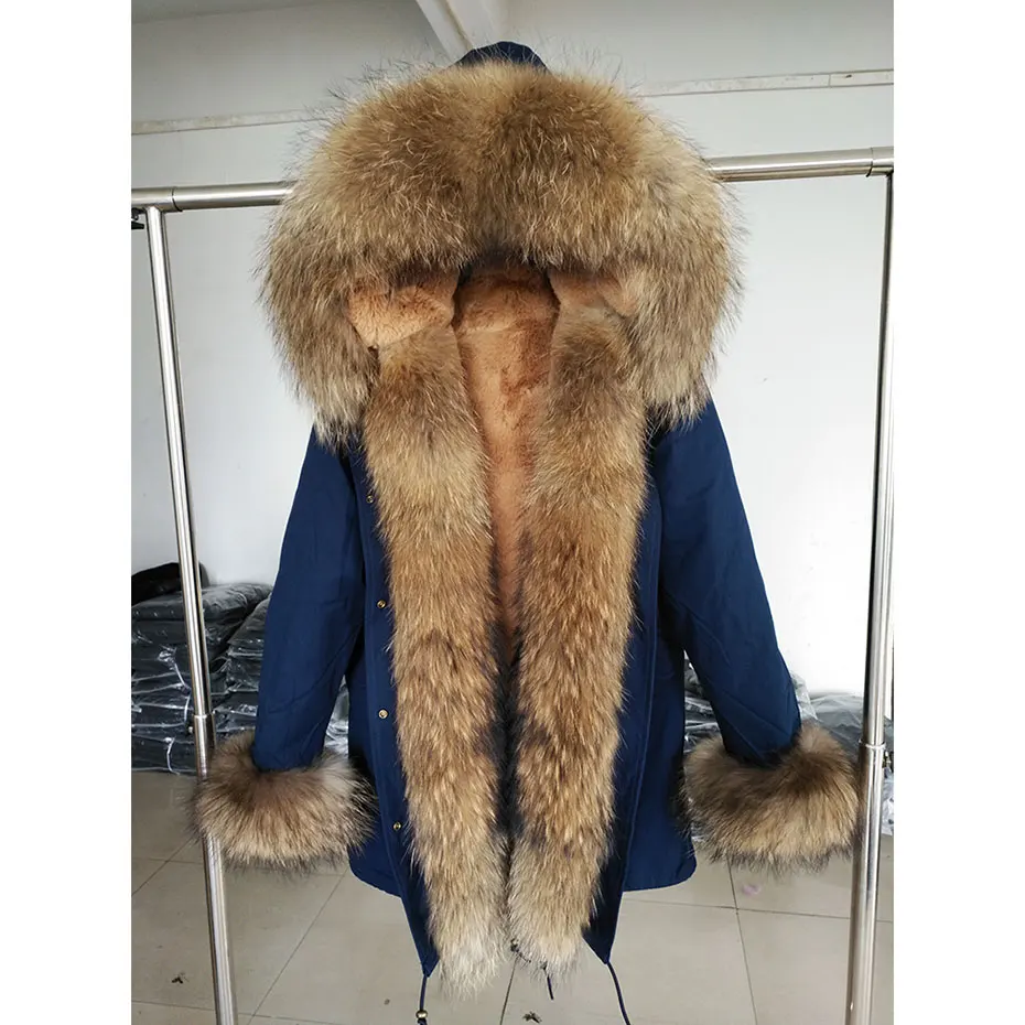 Hooded parka (1)