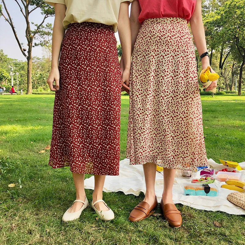 2 colors midi skirt 2019 spring summer floral women's high waist chiffon skirts womens a line long skirts womens (X260)
2 colors midi skirt 2019 spring summer floral women's high waist chiffon skirts womens a line long skirts womens (X260)
