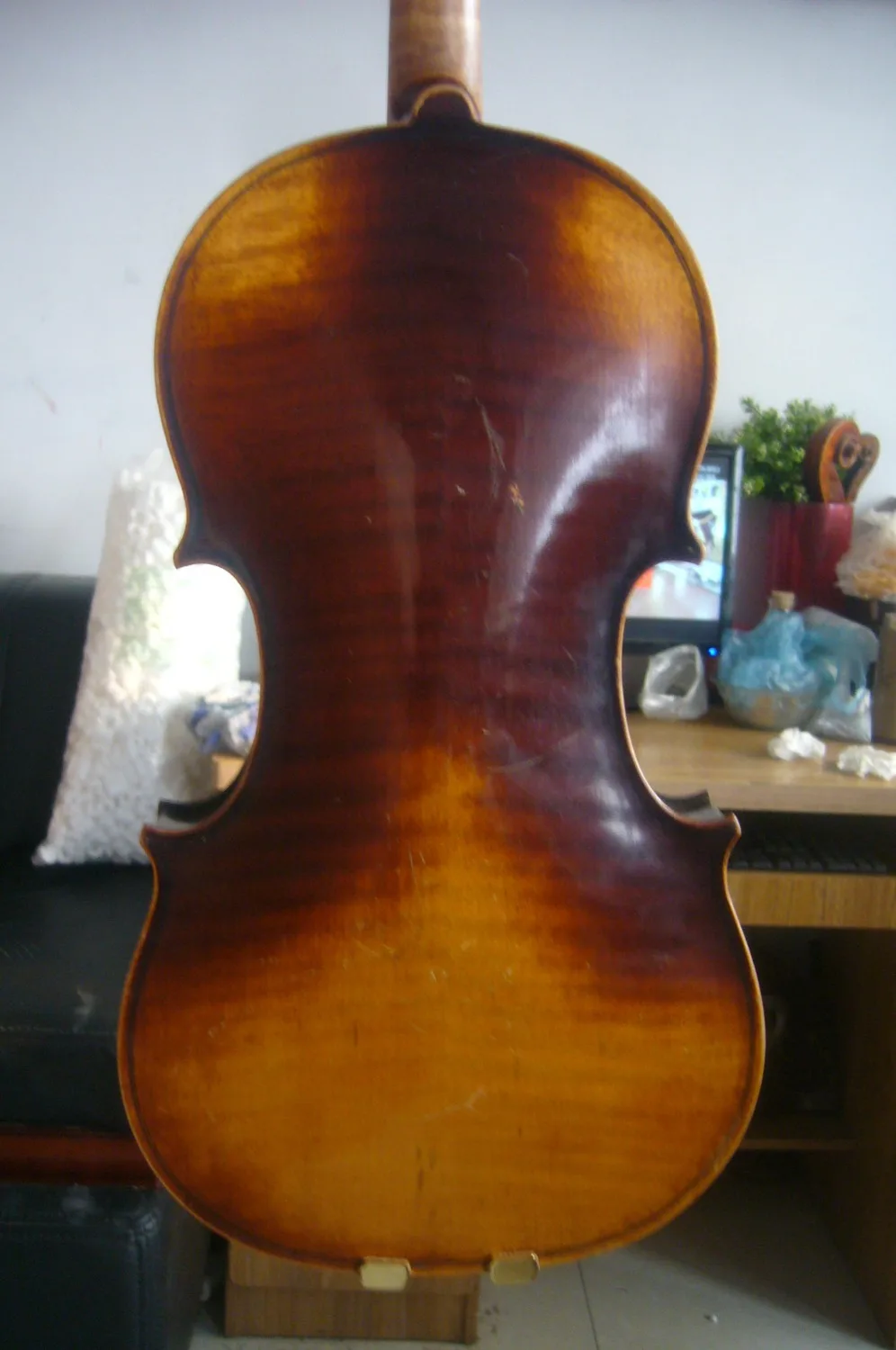 violin 4/4 size Europe old violin original made in Italy made year 1961 violin
violin 4/4 size Europe old violin original made in Italy made year 1961 violin
