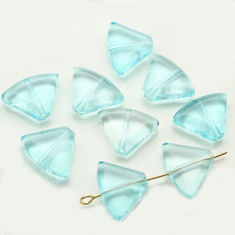 50 PCS 12*16mm Triangle Crystal Glass Lampwork Beads Hole Beads For Jewelry Making
50 PCS 12*16mm Triangle Crystal Glass Lampwork Beads Hole Beads For Jewelry Making