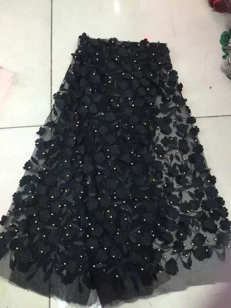 2017 High Quality African Lace Fabrics/French Net Embroidery Beaded Tulle Lace Fabric For Nigerian Black Wedding Party Dress
2017 High Quality African Lace Fabrics/French Net Embroidery Beaded Tulle Lace Fabric For Nigerian Black Wedding Party Dress