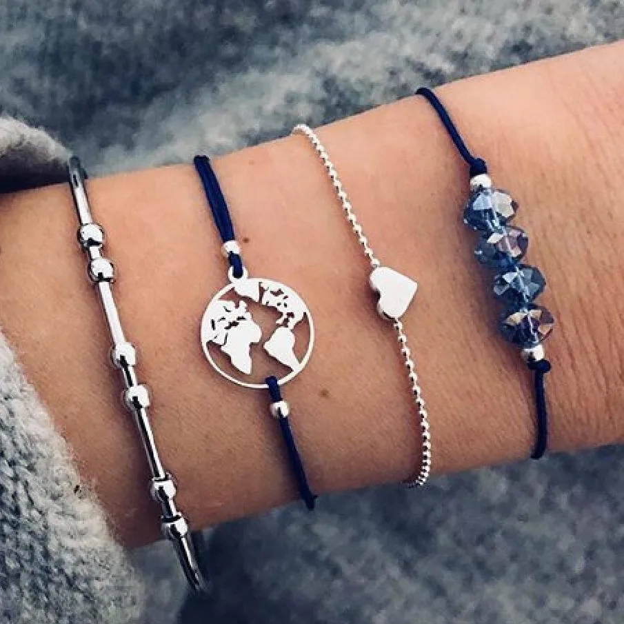 New 4PCS Boho Crystal Beaded Bracelets for Women Jewelry 2019 Bohemian Silver Heart Map Black Rope Charms Bracelet Accessories
New 4PCS Boho Crystal Beaded Bracelets for Women Jewelry 2019 Bohemian Silver Heart Map Black Rope Charms Bracelet Accessories