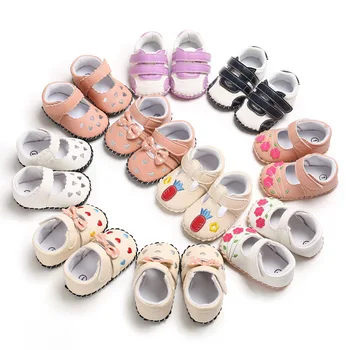 0-18M Baby Girls First Walkers Pink White Heart-shaped Lovely Infant Toddler Shoes Soft Leather Shoes For Newborn Girls 2019
0-18M Baby Girls First Walkers Pink White Heart-shaped Lovely Infant Toddler Shoes Soft Leather Shoes For Newborn Girls 2019