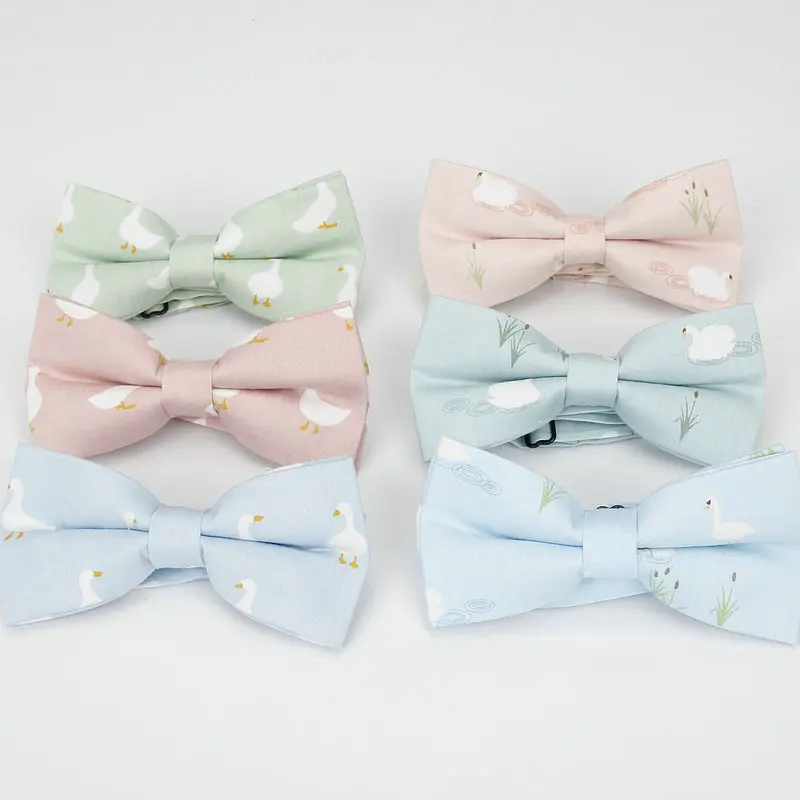Lovely Men's Cartoon Cotton Vintage Dcuk Print Bow Tie Butterfly For Man Cute Bowtie Tuxedo Wedding Bows Groom Party Gravatas 
Lovely Men's Cartoon Cotton Vintage Dcuk Print Bow Tie Butterfly For Man Cute Bowtie Tuxedo Wedding Bows Groom Party Gravatas