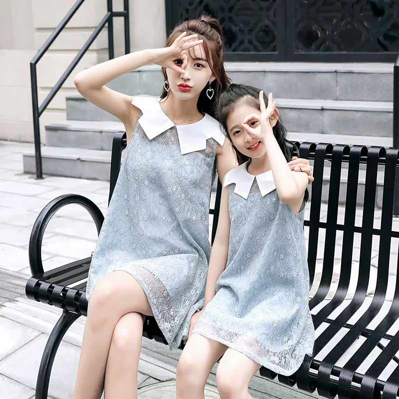 Mother Daughter Princess Dress Elegant Evening Clothes Matching Wedding Party Family Clothing Mommy and Baby Fashion Dress
Mother Daughter Princess Dress Elegant Evening Clothes Matching Wedding Party Family Clothing Mommy and Baby Fashion Dress