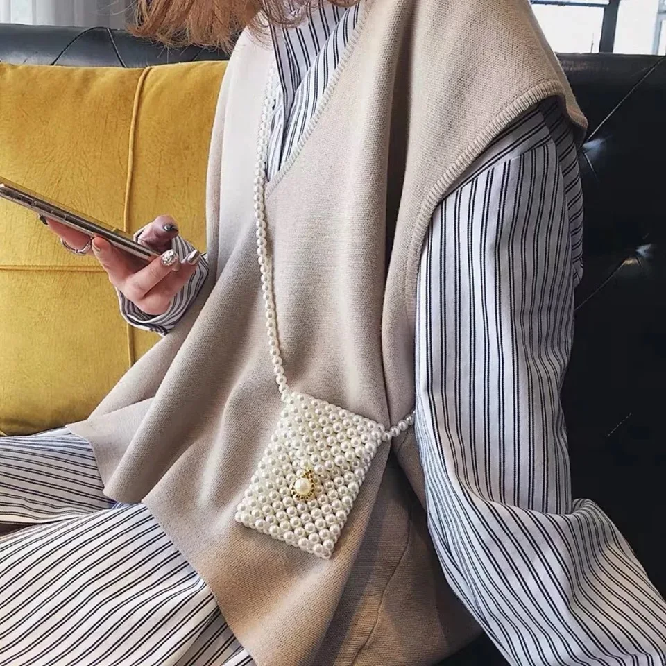 Handmade Beaded Pearls Bags Solid Color Square Shoulder Bag Fashion Simple Crossbody Bags For Women Party Vintage Handbag
Handmade Beaded Pearls Bags Solid Color Square Shoulder Bag Fashion Simple Crossbody Bags For Women Party Vintage Handbag