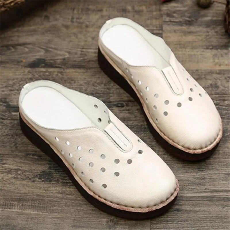 Women sandals Flat Summer Sewing thread Hollow Round Toe Genuine Leather Driving Casual Slip On Solid Platform Sandals
Women sandals Flat Summer Sewing thread Hollow Round Toe Genuine Leather Driving Casual Slip On Solid Platform Sandals
