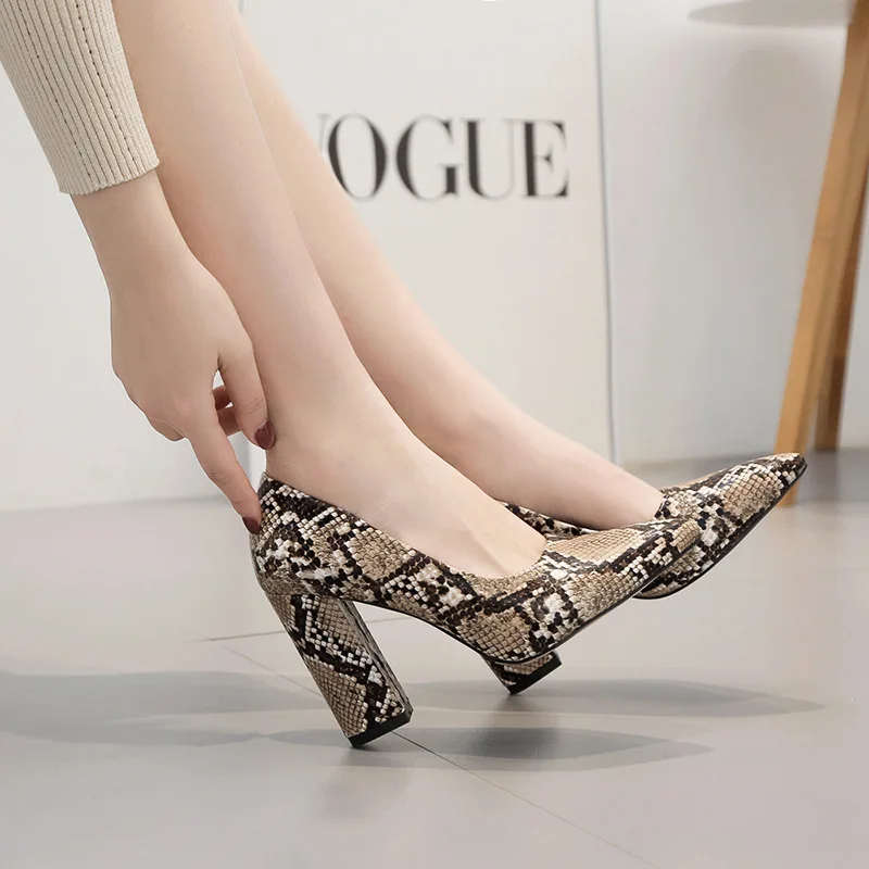 COWCOM 2019 Spring Snake Pattern high-heeled Seasons Single Shoes Pointed Shallow Mouth Sexy women's Shoes CWF-qsA888-2
COWCOM 2019 Spring Snake Pattern high-heeled Seasons Single Shoes Pointed Shallow Mouth Sexy women's Shoes CWF-qsA888-2