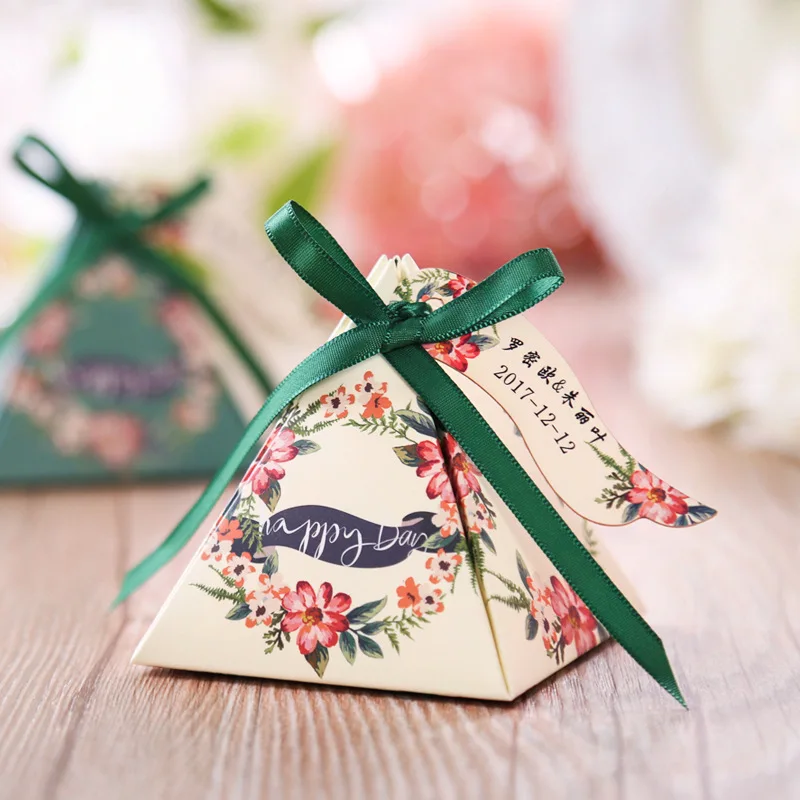Triangular Pyramid Wedding Favors Candy Boxes Party Gift Box Wedding Gifts Birthday Party Paper Candy Box
Triangular Pyramid Wedding Favors Candy Boxes Party Gift Box Wedding Gifts Birthday Party Paper Candy Box