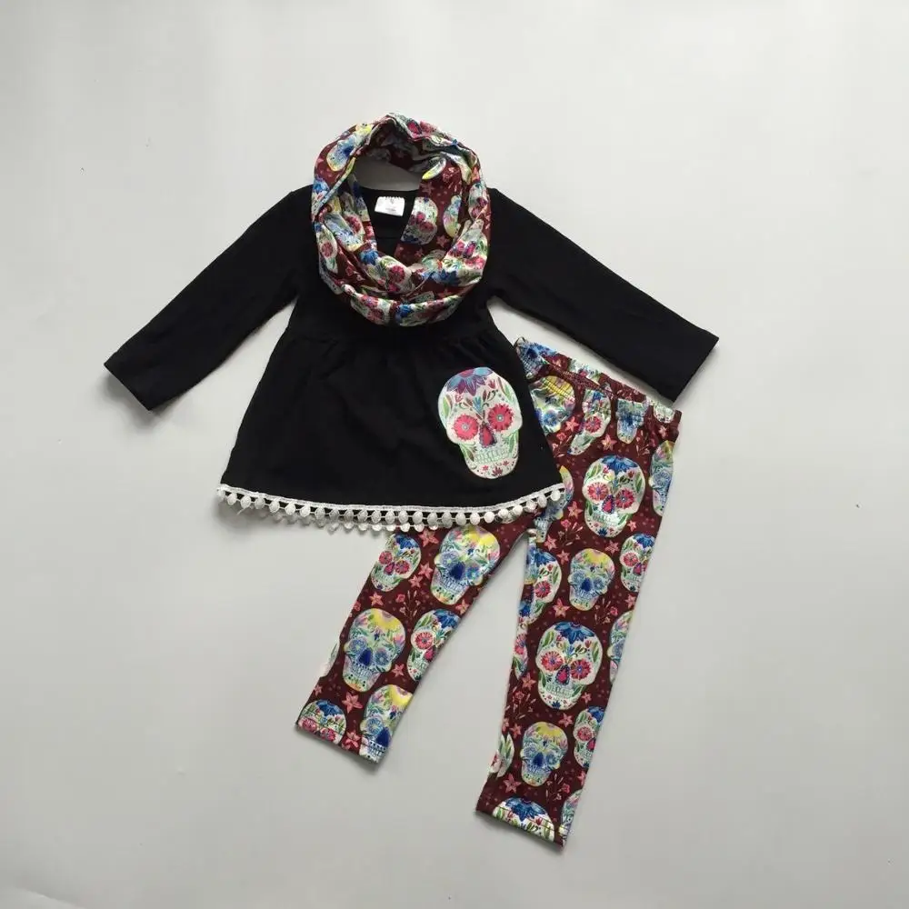baby girls FALL/Winter Halloween skull 3pieces scarf pom-pom wine black top pant sets cotton print boutique children clothes
baby girls FALL/Winter Halloween skull 3pieces scarf pom-pom wine black top pant sets cotton print boutique children clothes