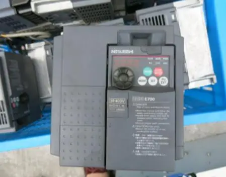 Inverter FR-E740-1.5K 1.5KW 380V , Used one, 90% appearance new ; 3 months warranty ; in stock, fast delivery .
Inverter FR-E740-1.5K 1.5KW 380V , Used one, 90% appearance new ; 3 months warranty ; in stock, fast delivery .