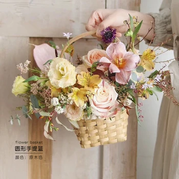 Artificial Weaving Wall Hanging Basket Hand Woven Basket for Flower Arrangement Straw Barrels Flower Pot Decoratio
Artificial Weaving Wall Hanging Basket Hand Woven Basket for Flower Arrangement Straw Barrels Flower Pot Decoratio