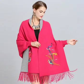 FXFURS 2020 Oversize Double Side Scarf Winter Cashmere Poncho Women Solid Designer Female Long Sleeves Wrap Two Color Shawl
FXFURS 2020 Oversize Double Side Scarf Winter Cashmere Poncho Women Solid Designer Female Long Sleeves Wrap Two Color Shawl