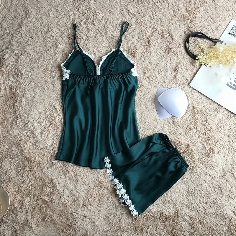 4208875528_1929359744