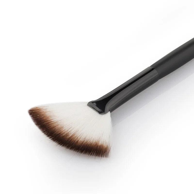 Fan Shape Powder Concealer Blending Brush Professional Highlighter Foundation Cosmetic Brush Make Up QRD88
Fan Shape Powder Concealer Blending Brush Professional Highlighter Foundation Cosmetic Brush Make Up QRD88
