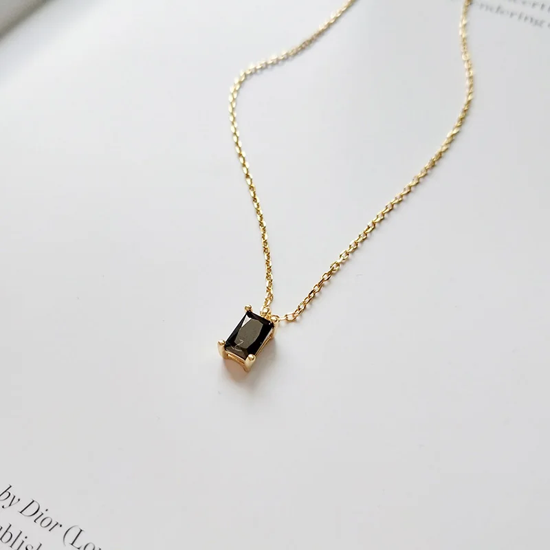 WTLTC 925 Sterling Sliver Black Rhinestone Pendant Chokers Necklaces Chic Link Chains Choker Dainty Small Square Necklace Gifts
WTLTC 925 Sterling Sliver Black Rhinestone Pendant Chokers Necklaces Chic Link Chains Choker Dainty Small Square Necklace Gifts